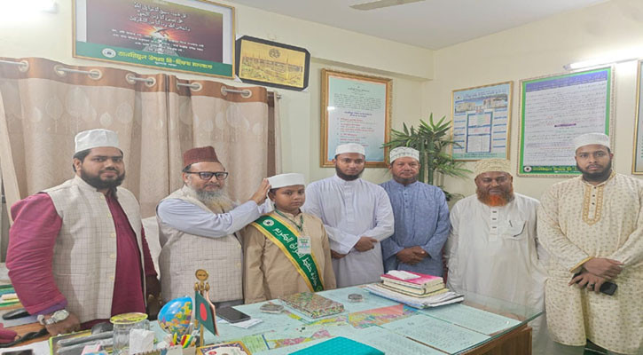 ৯ মাসে কোরআনের হাফেয ৯ বছরের মুসা