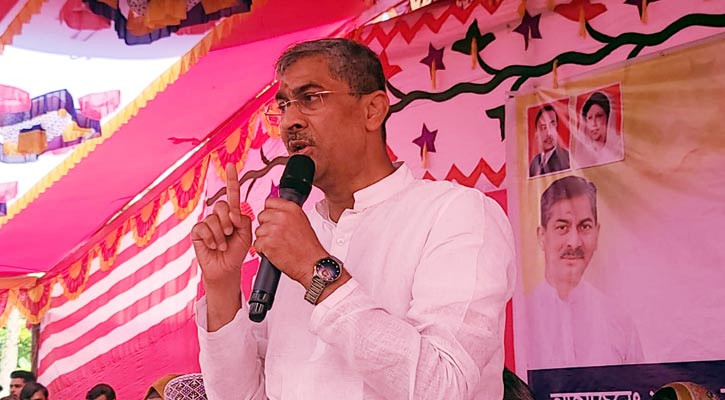 লকডাউন ঘোষণাকারী আর বেহেশতের টিকিট বিতরণকারীদের সম্পর্ক আছে: এ্যানি