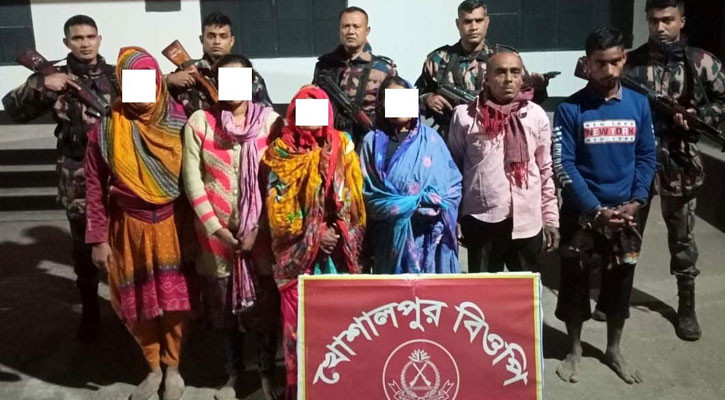 ভারতে প্রবেশের চেষ্টাকালে মহেশপুর সীমান্তে ৭ বাংলাদেশি আটক