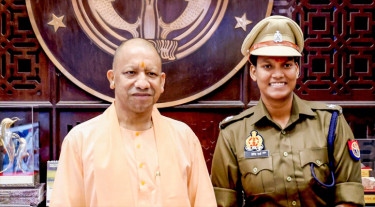 পুলিশের ডিএসপি হলেন ভারতের নারী বিশ্বকাপজয়ী দীপ্তি শর্মা