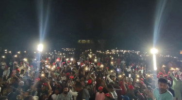 ময়মনসিংহ-১১: সম্ভাব্য প্রার্থীর মনোনয়ন বাতিলের দাবিতে মশাল মিছিল