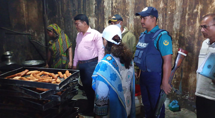 নিউ মায়ের দোয়া বেকারিকে জরিমানা