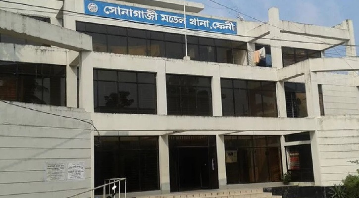 সোনাগাজীতে অটোরিকশা চালককে গলা কেটে হত্যা