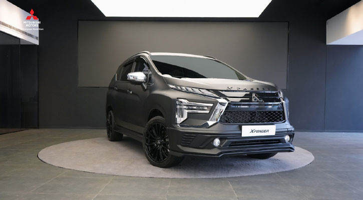 নজরকাড়া লুকে মিতসুবিশি এক্সপ্যান্ডার ব্ল্যাক সিরিজ