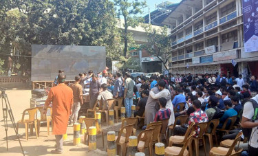 টিএসসিতে বড় পর্দায় হাসিনার রায় সরাসরি সম্প্রচারের আয়োজন