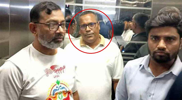 'আই ডোন্ট কেয়ার' ফটোকার্ড পোস্ট: ঢাবির ডেপুটি রেজিস্ট্রার আটক