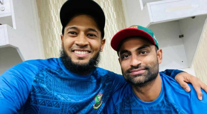 মুশফিকের শততম টেস্ট: তামিমের আবেগঘন শুভেচ্ছাবার্তা