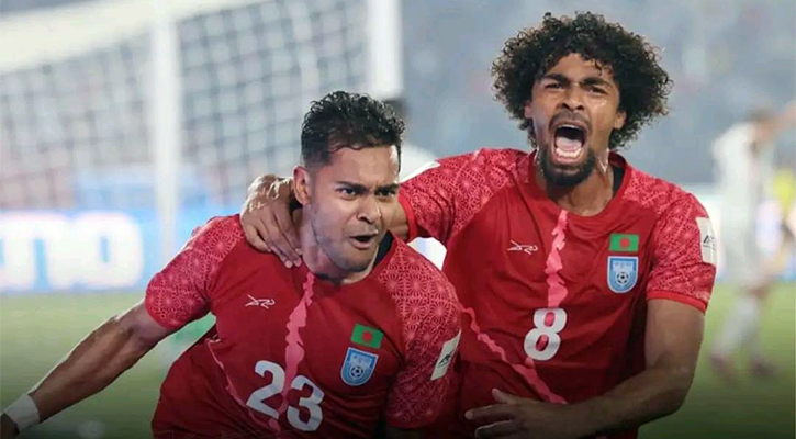 ভারতের বিপক্ষে একাদশে হামজা-সামিত, বেঞ্চে জামাল