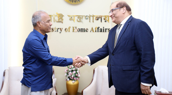 বাংলাদেশ ও পাকিস্তান পুলিশ অ্যাকাডেমির মধ্যে সহযোগিতা বাড়ানো হবে: উপদেষ্টা