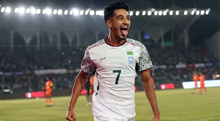 মোরসালিনের গোলে প্রথমার্ধে এগিয়ে বাংলাদেশ