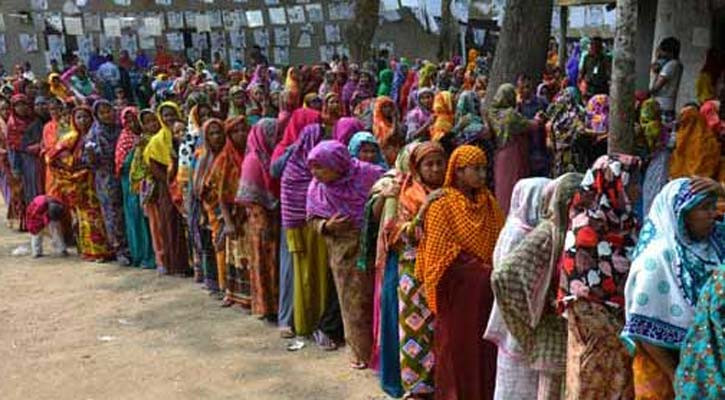 নারী ভোটার বেড়ে দ্বিগুণ হলেও সংখ্যায় পুরুষের তুলনায় কম