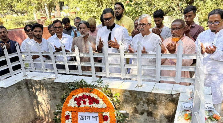 শেখ মুজিব দেশকে পাকিস্তানের বদলে ভারত বানিয়েছিল: রাশেদ প্রধান