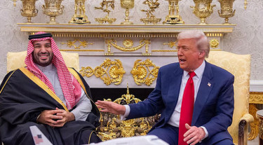 যুক্তরাষ্ট্রে ১ ট্রিলিয়ন ডলার বিনিয়োগের ঘোষণা সৌদি ক্রাউন প্রিন্সের