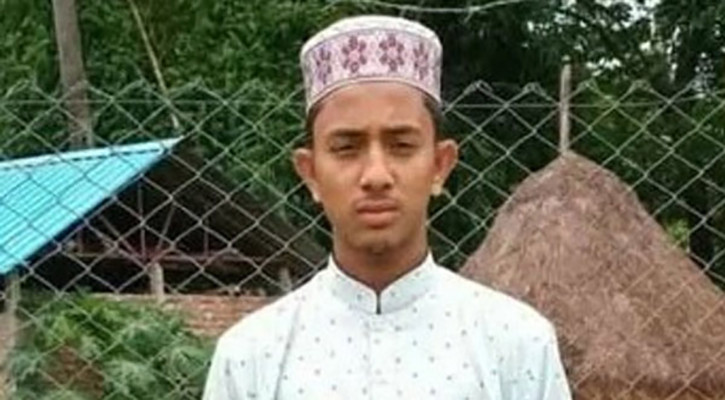 গাছ থেকে পড়ে প্রাণ হারালেন মাদরাসা ছাত্র