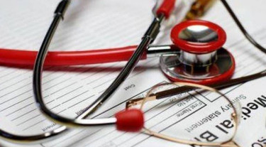 সরকারি হাসপাতালে বিড়ম্বনা, বেসরকারি ব্যয়বহুল