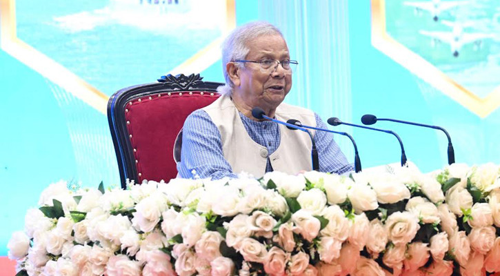 মুক্তিযোদ্ধাদের স্বপ্নের শোষণমুক্ত-কল্যাণমূলক রাষ্ট্র গড়তে সরকার অঙ্গীকারবদ্ধ: প্রধান উপদেষ্টা