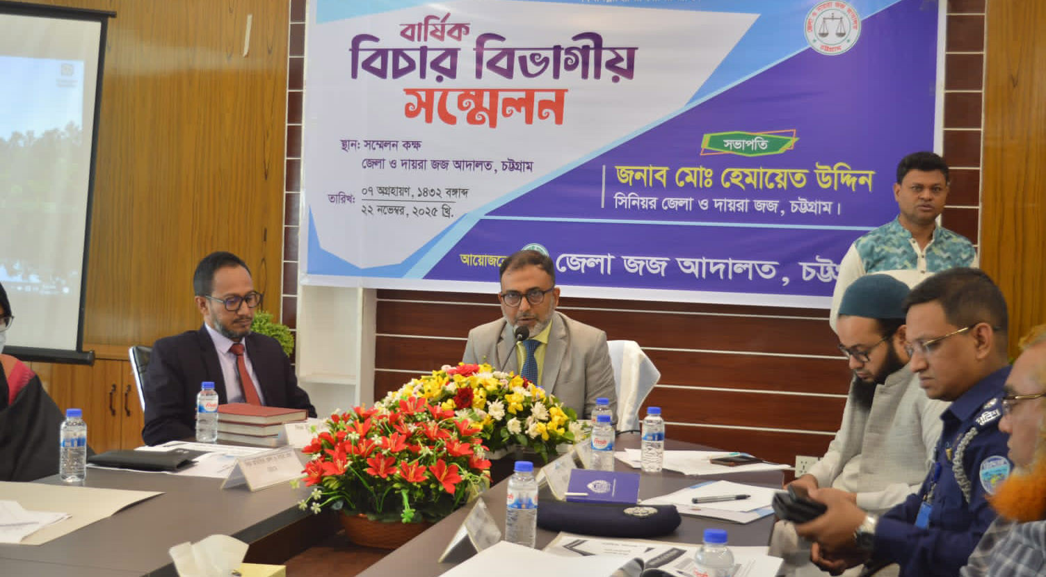 বিচারপ্রার্থীদের দুর্ভোগ কমাতে সরকার নতুন আদালত সৃজনের উদ্যোগ নিয়েছে