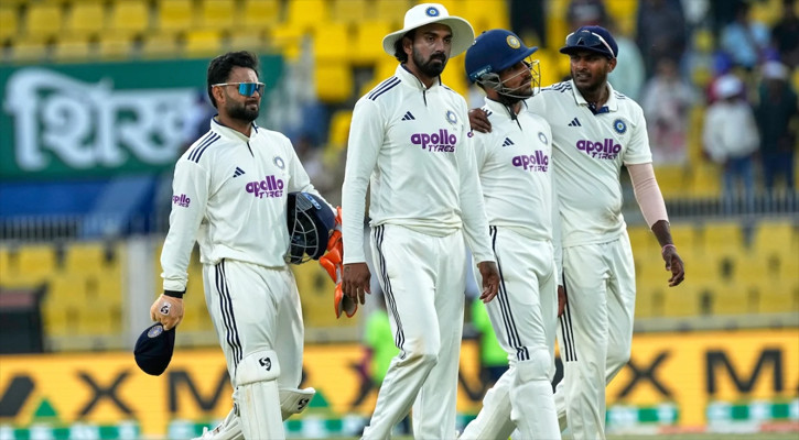 ব্যাকফুটে ভারত, জয়ের সুবাস পাচ্ছে দ. আফ্রিকা