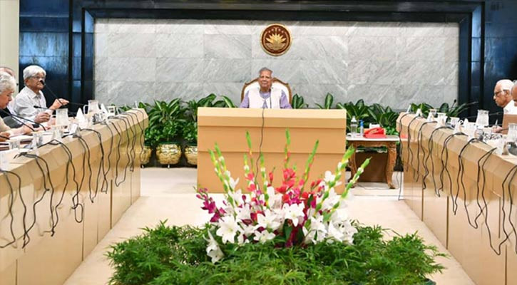 ভূমিকম্প ঝুঁকি মোকাবিলায় প্রধান উপদেষ্টার জরুরি বৈঠক