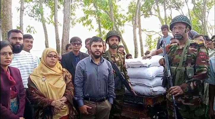 নওগাঁয় ৬০ বস্তা রাসায়নিক সার জব্দ