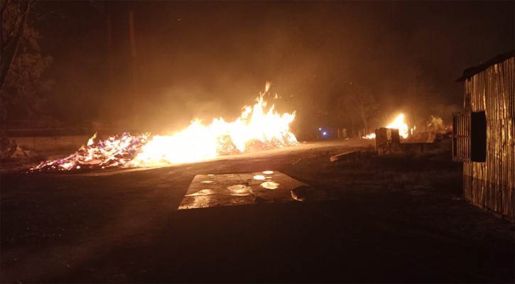 মাগুরায় ছাই কারখানায় অগ্নিকাণ্ড