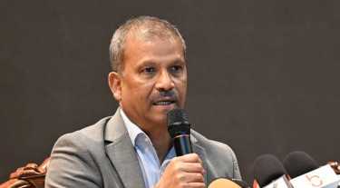 ভিন্ন রঙের ব্যালটে হবে গণভোট: আসিফ নজরুল