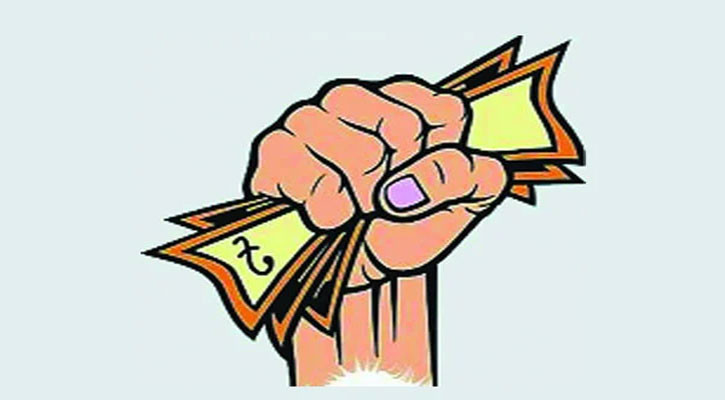 ‘ফ্যাসিস্টদের দোসর’ ট্যাগ দিয়ে চাঁদাবাজি