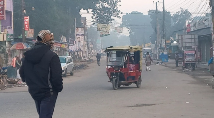 রাতে ঠান্ডা, দিনে রোদ নিয়ে আবার ১২ ডিগ্রির ঘরে পঞ্চগড়ের তাপমাত্রা