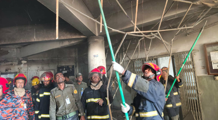 পিজি হাসপাতালের আগুন নিয়ন্ত্রণে