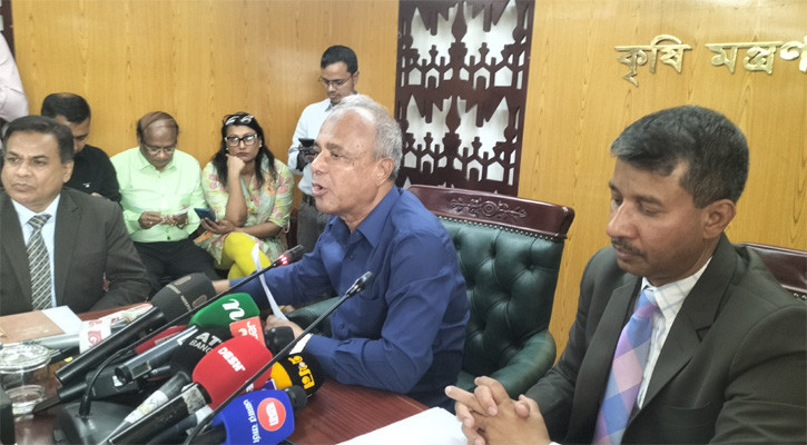 এসপি নিয়োগে তিনটি ক্যাটাগরি, বাদ পড়েনি মেধাবী: স্বরাষ্ট্র উপদেষ্টা