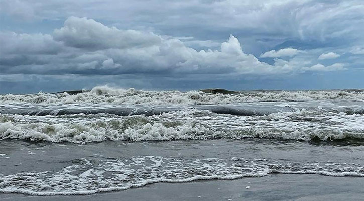 সব সমুদ্রবন্দরে এক নম্বর সতর্কতা সংকেত