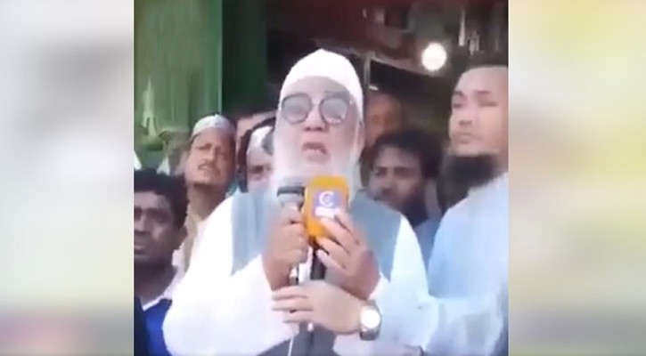 ‘আমাকে যারা চিনে না, তারা এখনো মাটির নিচে বসবাস করে’