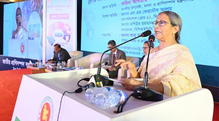 খাদ্যে স্বয়ংসম্পূর্ণতা অর্জনে কাজ করছে সরকার: উপদেষ্টা