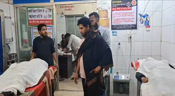 দুই মোটরসাইকেলের সংঘর্ষে পুলিশ সদস্যসহ নিহত ২