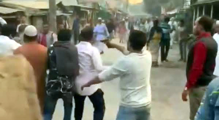 পরিচয় মিলল ঈশ্বরদীতে অস্ত্র হাতে ভাইরাল যুবকের