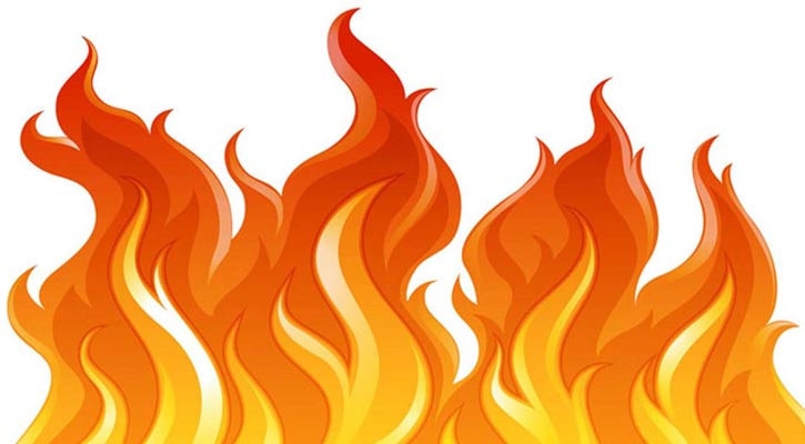 আমতলীতে বৈদ্যুতিক খুঁটিতে আগুন