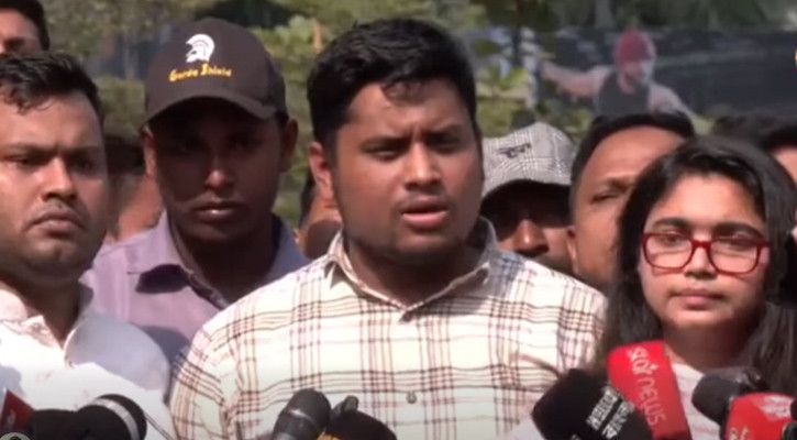 আল্লাহ যেন হাসিনার ফাঁসি দেখা পর্যন্ত খালেদা জিয়াকে বাঁচিয়ে রাখেন: হাসনাত