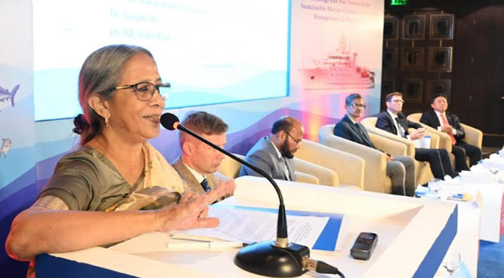 সমুদ্রে মাছের সংস্থান কমে যাচ্ছে: প্রাণিসম্পদ উপদেষ্টা