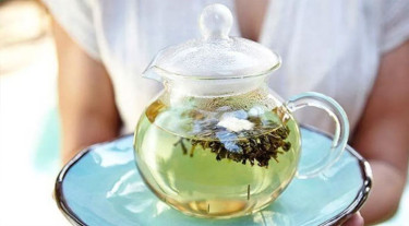 ওজন ঝরাতে কখন গ্রিন টি খাবেন?