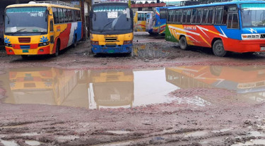রংপুর-নীলফামারী রুটে বাস চলাচল বন্ধ