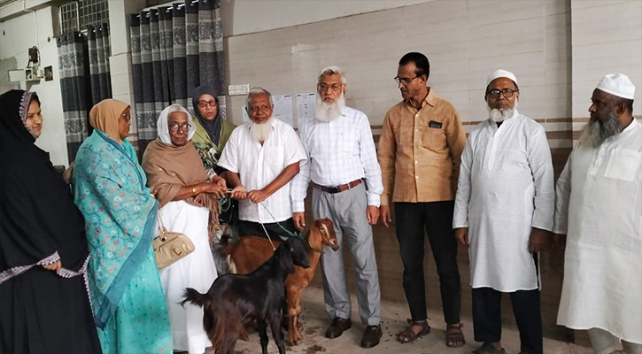 খালেদা জিয়ার জানের সাদকা হিসেবে এতিমখানায় ছাগল দান