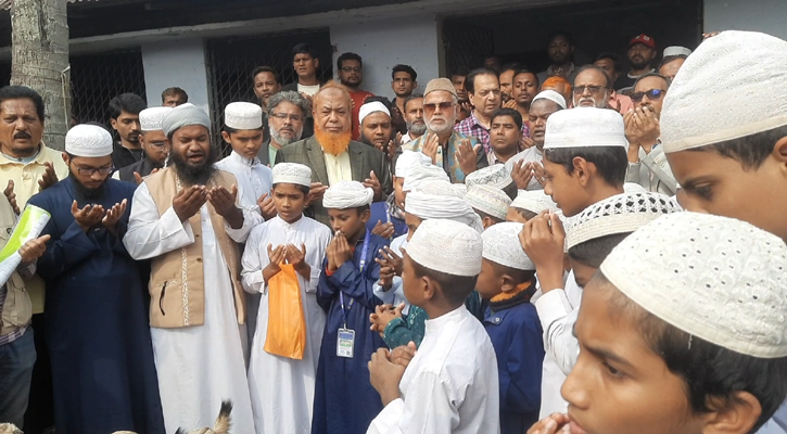 বেগম খালেদা জিয়ার রোগমুক্তি কামনায়  ছাগল বিতরণ, দোয়া মাহফিল ও আলোচনা সভা