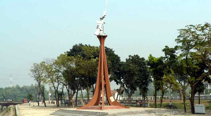 ৩ ডিসেম্বর হানাদারমুক্ত হয় ঠাকুরগাঁও