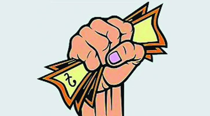 মনোবল নেই পুলিশের, মনোযোগ আছে দুর্নীতিতে