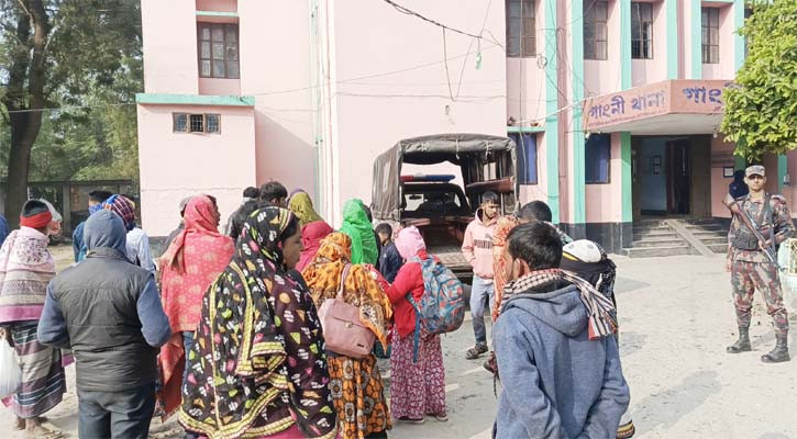 মেহেরপুর সীমান্তে ৩০ বাংলাদেশিকে পুশইন করেছে বিএসএফ