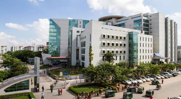 যুক্তরাজ্যের বিশেষজ্ঞ মেডিকেল টিম এভারকেয়ারে