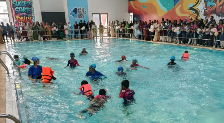 বসুন্ধরা পাবলিক স্কুল অ্যান্ড কলেজে সুইমিংপুল উদ্বোধন