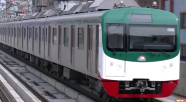 বৈদ্যুতিক তারের ওপর কাপড় পড়ায় মেট্রোরেল চলাচলে বিঘ্ন