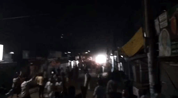 পটকা ফাটানোর জেরে দুইপক্ষের সংঘর্ষে আহত ৫০