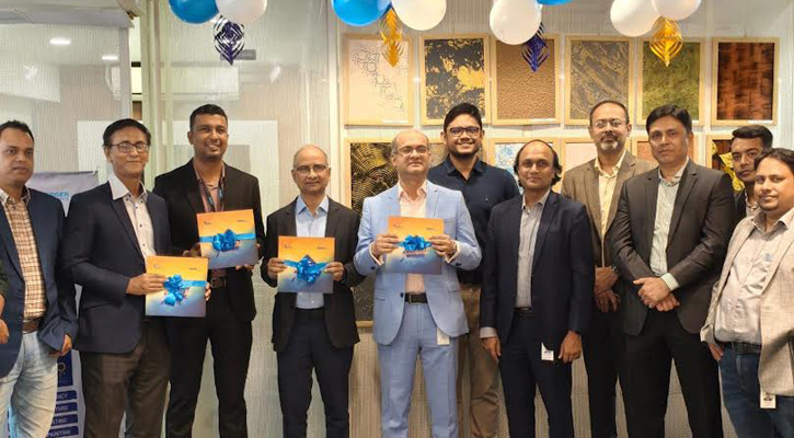 বার্জারের কালার কার্নিভাল উদ্বোধন